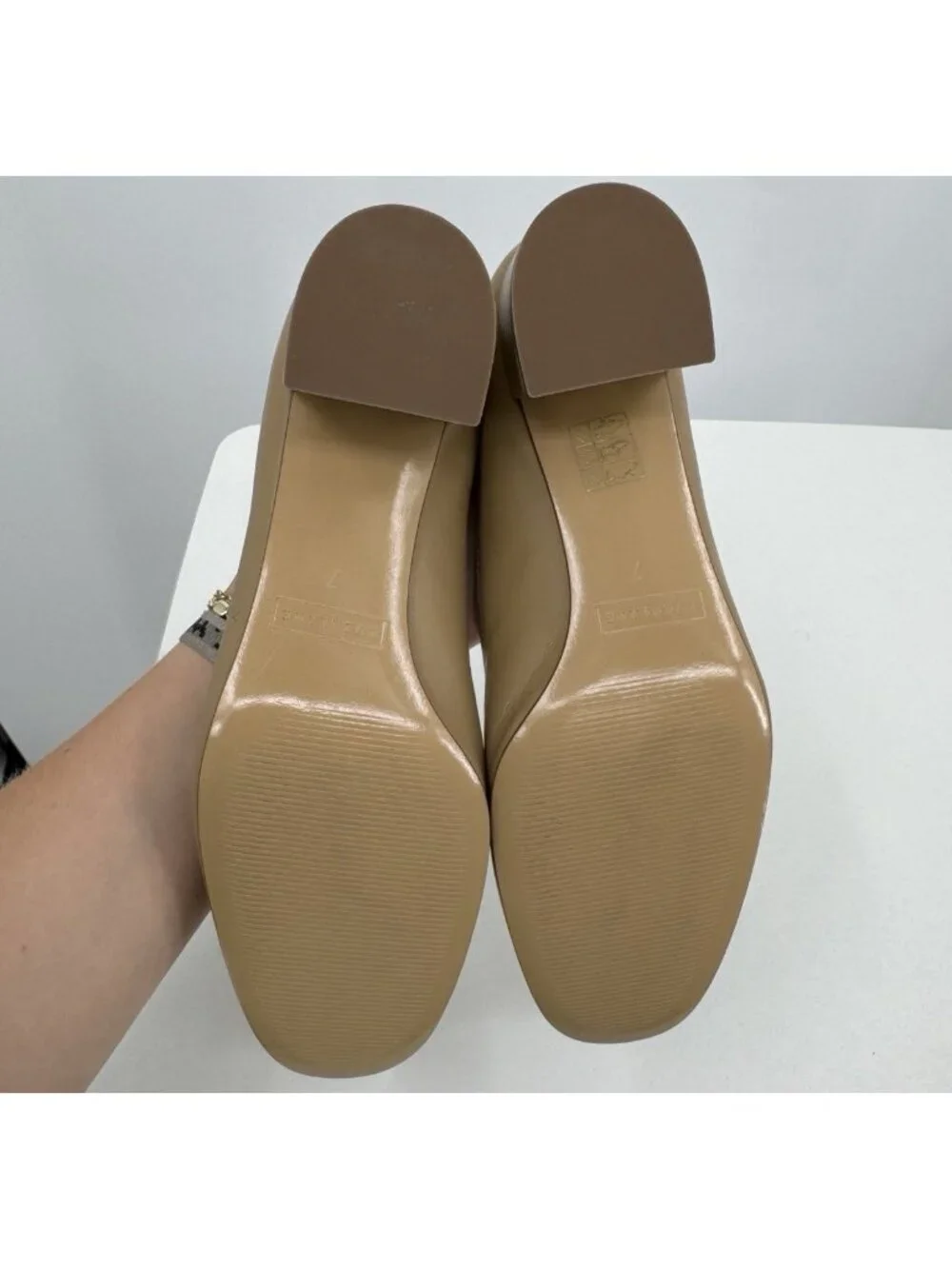 Everlane Italian Leather Day Heel Light Taupe 7 Women's Elastic Back Comfort